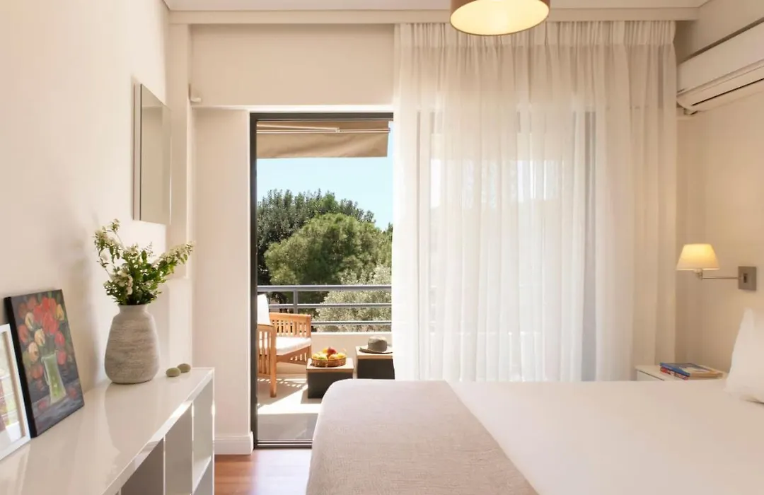 Athenian Riviera Seaside Escape In Vouliagmeni Appartamento